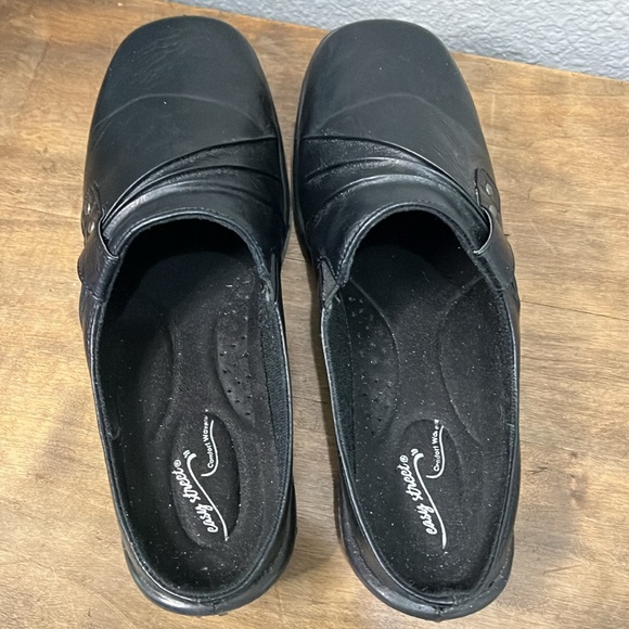 Easy Street Black Clog Slip on size 9.5WW - Picture 3 of 7